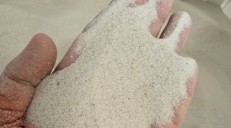 Soda Feldspar Grains